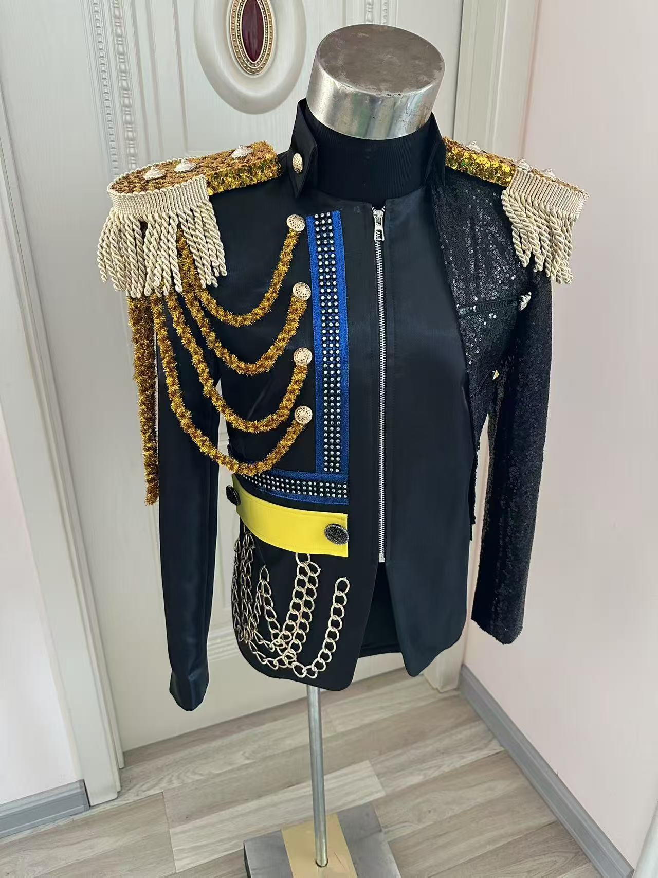 เสื้อแจ็คเก็ตชายพู่ห้อยสไตล์รอ - Men Formal Wear Wedding บทวิจารณ์และราคา