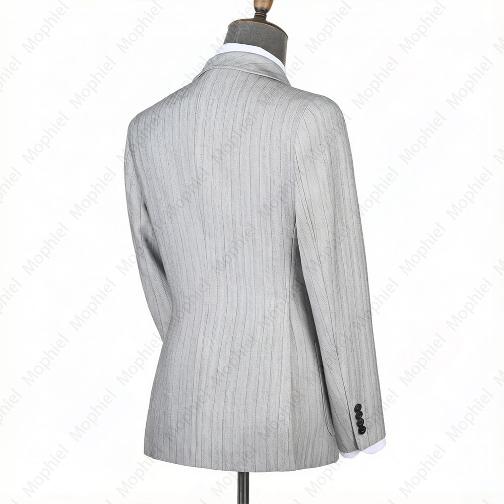 ชุดสูทผู้ชายสีเทาอ่อน Mophiel  - Men Formal Wear Wedding บทวิจารณ์และราคา